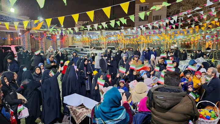گلبانگ الله اکبر در شامگاه سالگرد پیروزی انقلاب اسلامی نواخته شد