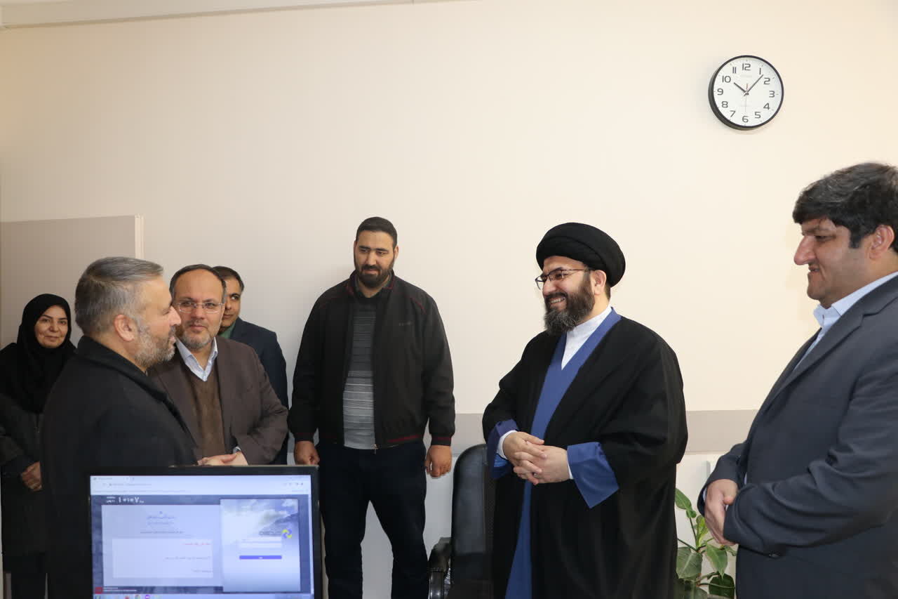امام جمعه زنجان از اداره فرهنگ و ارشاد اسلامی و کانون‌های مساجد بازدید کرد