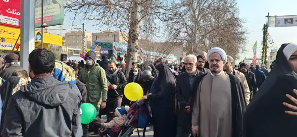 حماسه بچههای مسجد در راهپیمایی ۲۲ بهمن/ حضور از جنس فرهنگ و هنر