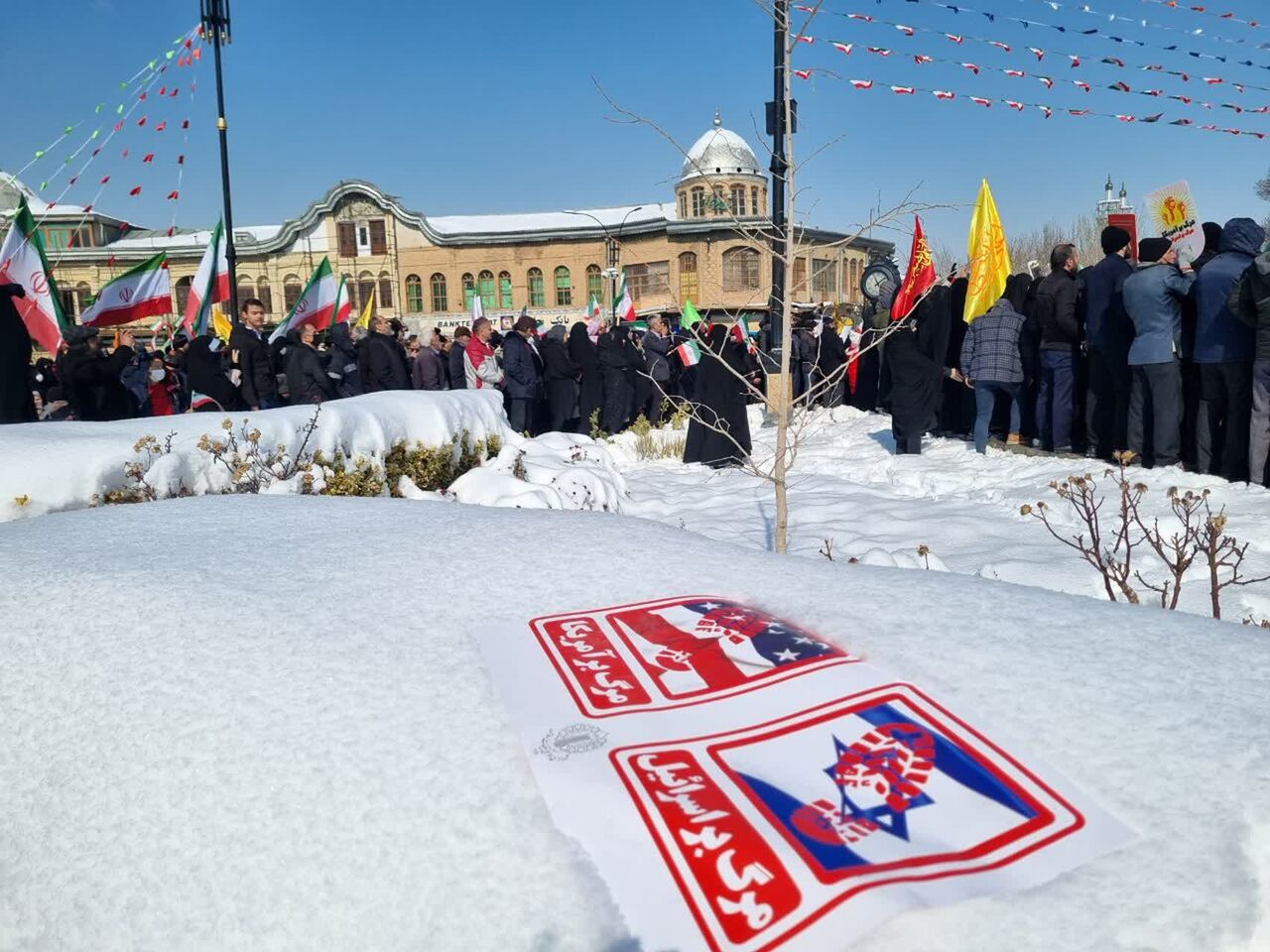 اجازه نمی‌دهیم کسی با تهدید و تحریم اراده خود را بر مردم ایران تحمیل کند