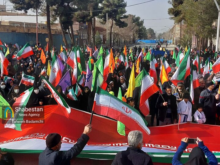 بیعت چهل و ششم کرمانی‌ها در آوردگاه ۲۲ بهمن آغاز شد