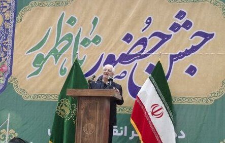 انقلاب اسلامی ایران برخواسته از حرکت خودش مردمی بود