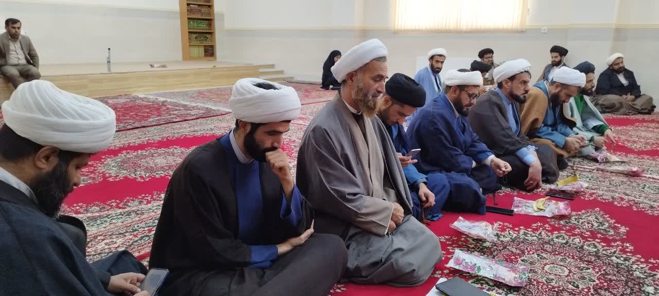 مساجد نباید در انزوا قرار گیرند