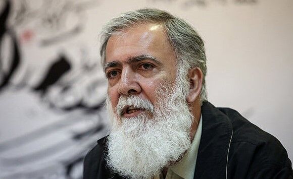 جشنواره هنرهای تجسمی فجر پلی برای دوستی دوباره با هنرمندان است