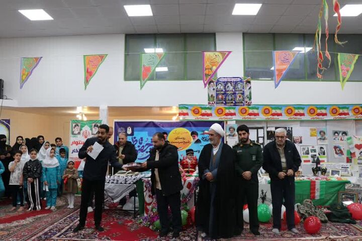 دهه هشتادی‌ها پرچم انقلاب را به دست صاحب اصلی آن خواهند رساند