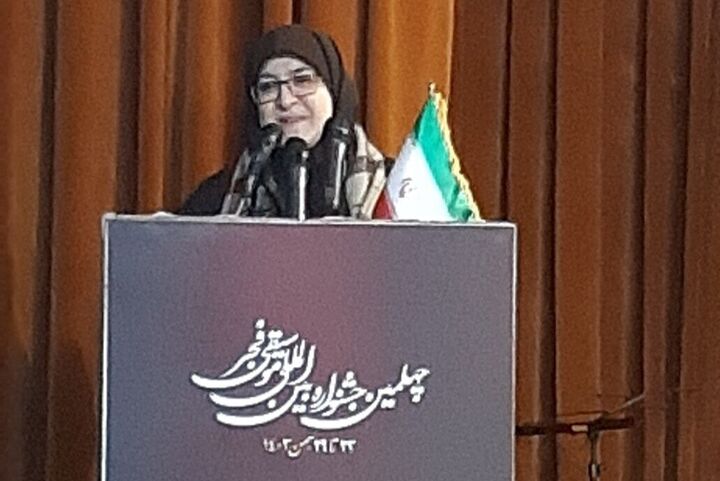 موسیقی زبان مشترک همه انسان‌ها/آوای ربنای شجریان روح را به پرواز درمی‌آورد