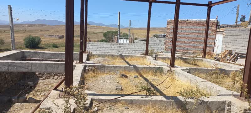 قامتِ خمیده تنها مسجدِ یک روستا در خوی؛ چشم بهراه مساعدت