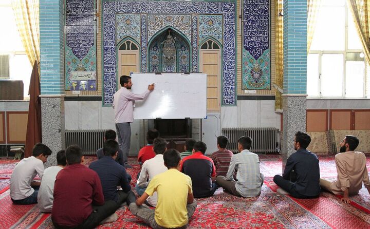 مساجد؛ بستری برای شکوفایی نخبگان جوان