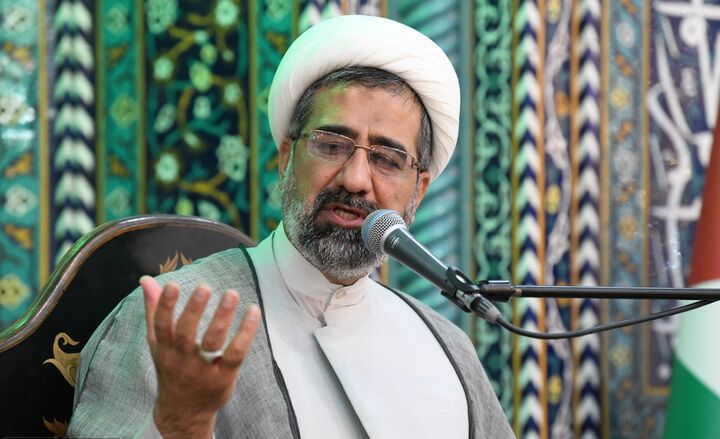 دشمنان هیچگاه آسایش و رفاه مؤمنان را نمی‌خواهند