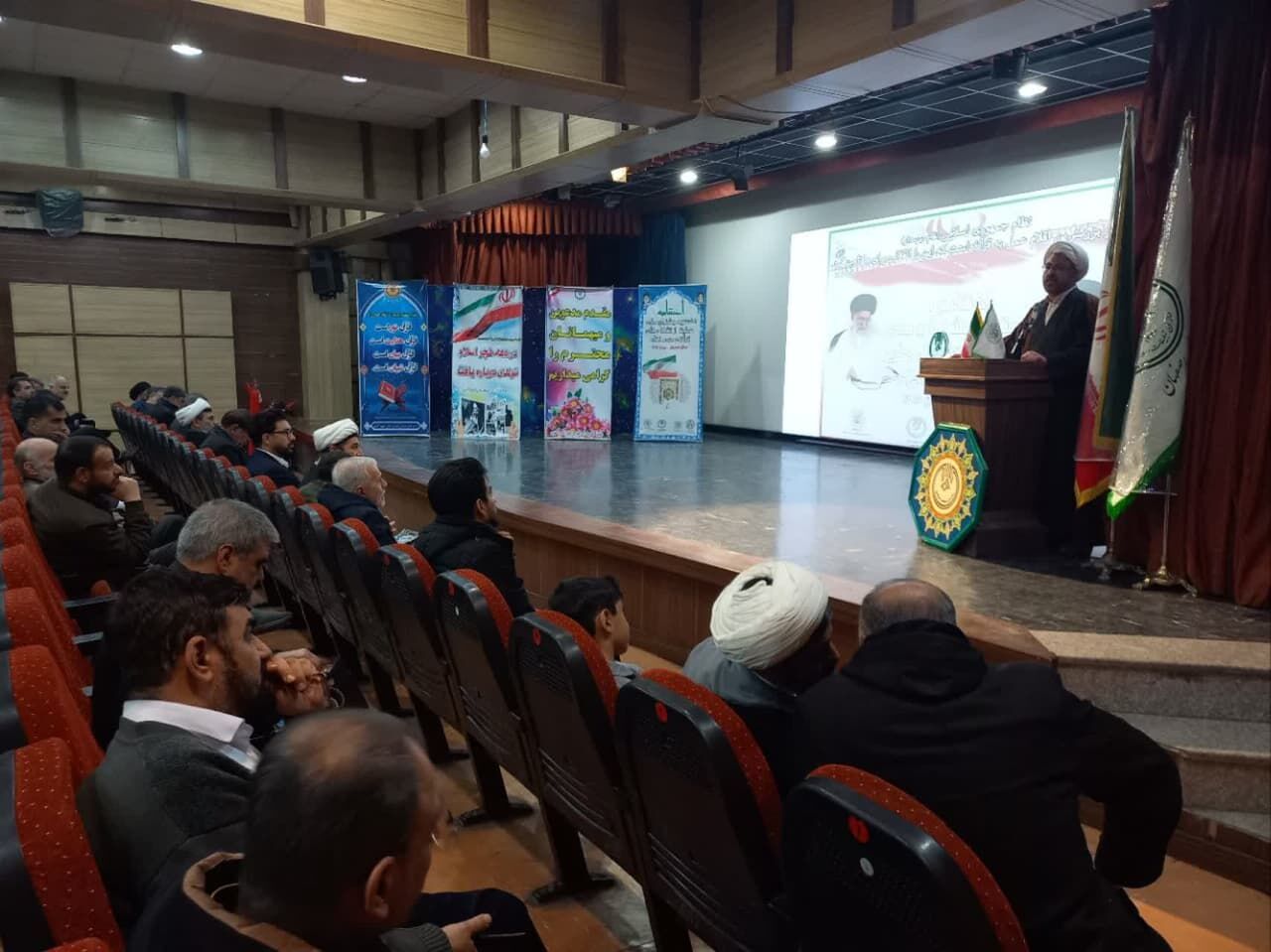 معرفی برگزیدگان نخستین جشنواره حمایت از تشکّل های قرآنی مردم نهاد استان اصفهان