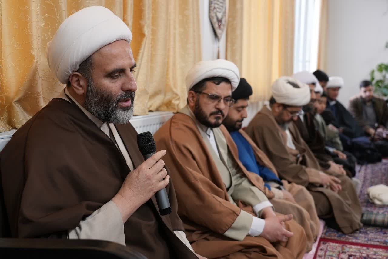 اساتید باید فراتراز تعلیم وتعلم جهت تربیت طلاب خود بیاندیشند