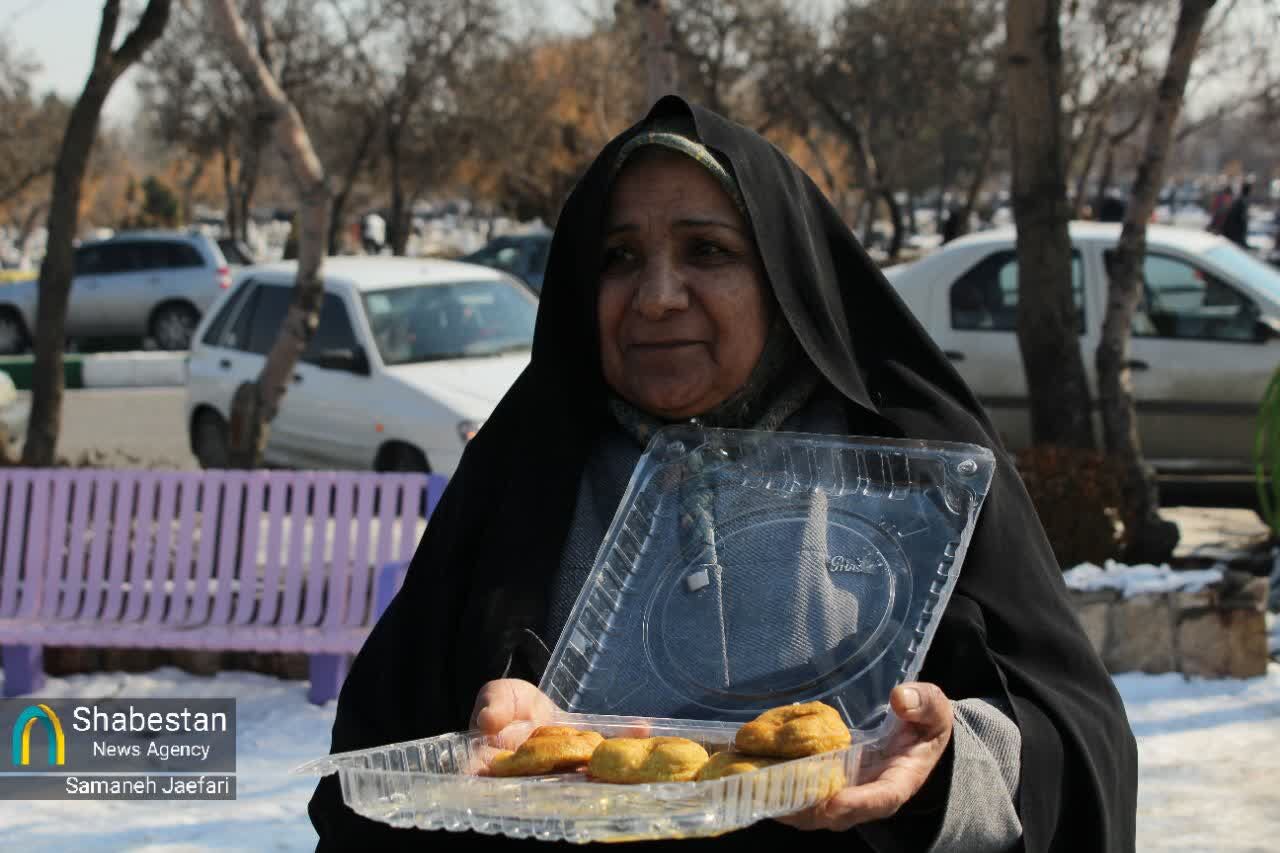 پویش همدلی بچههای مسجدی کدکن در آئین «چراغ برات»