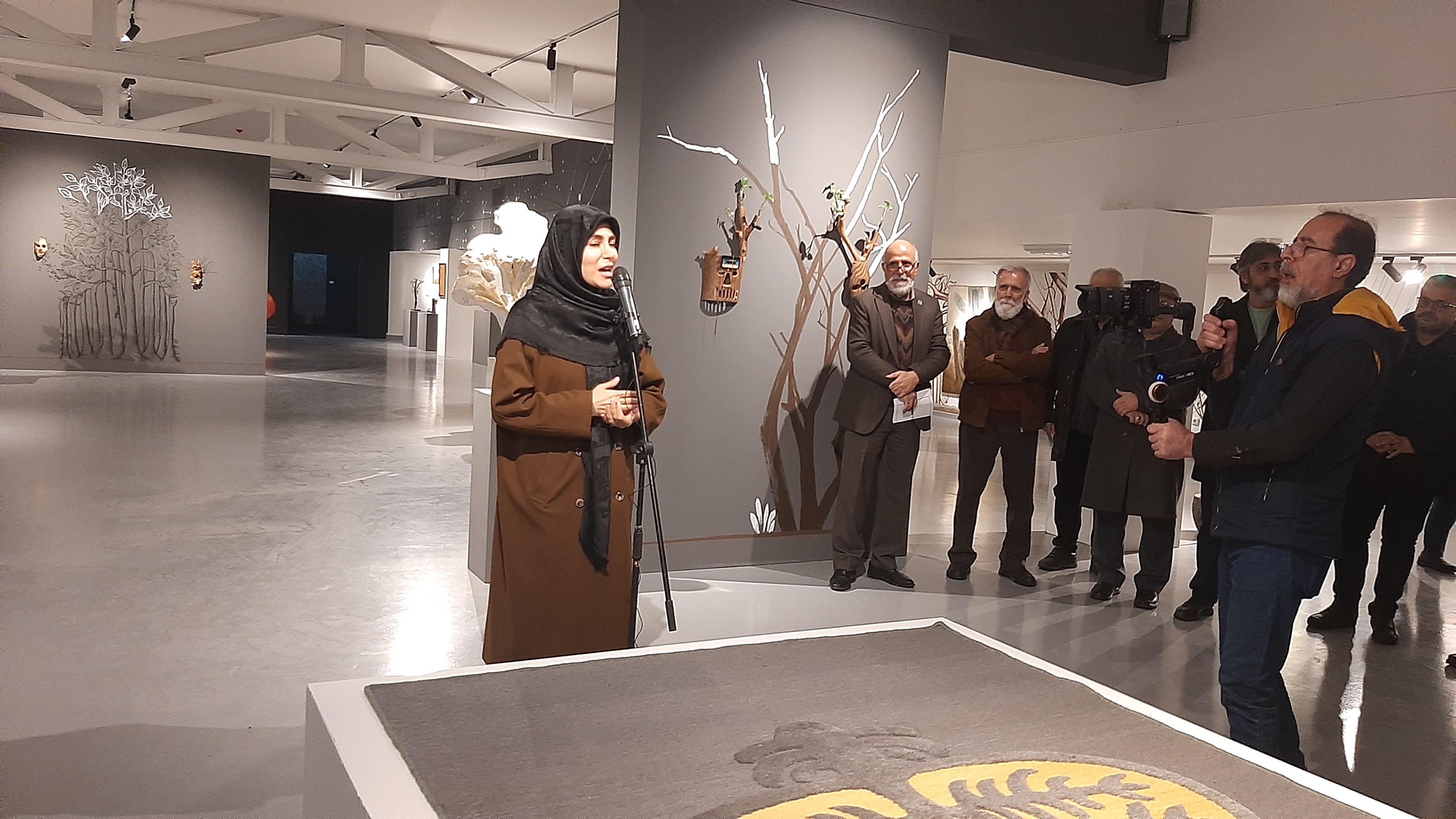 آثار "درخت زرین" جشنواره هنرهای تجسمی فجر دیدنی شدند