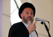 انسان بدون امام هیچ چیز ندارد