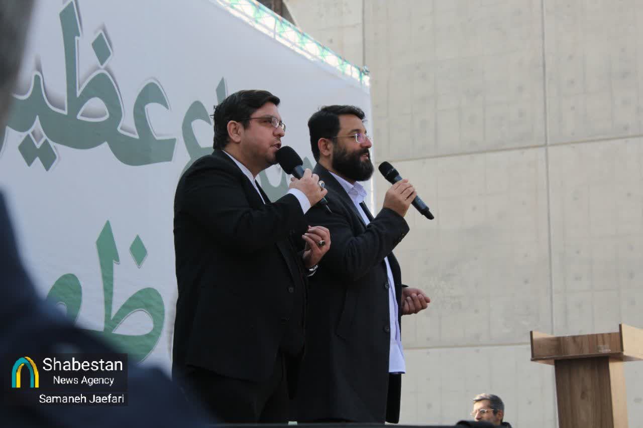 برای گل نرگس؛ از اجرای ۵۰۰ نفره سرود تا زیارت نیابتی و میثاق با ولایت