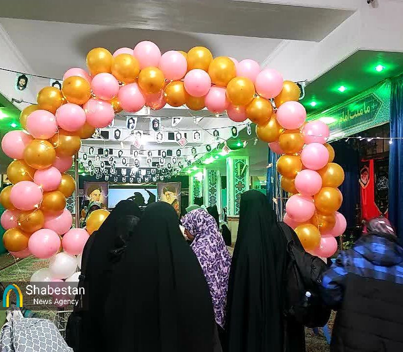 امیدهای نیلوفرانهای که از دل دورهمیهای امام زمانی برای دهه هشتادیها میروید