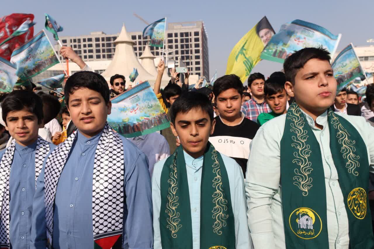 مشهد مهدوی با مشارکت چشمگیر مسجدیها