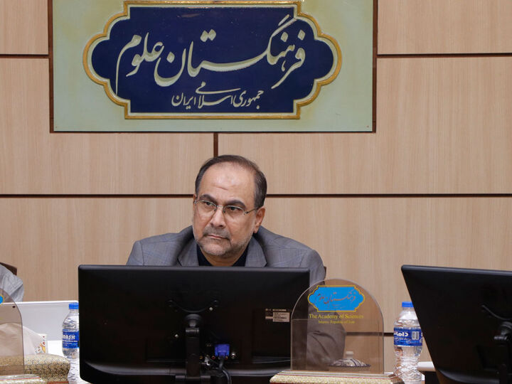 مخبر دزفولی: هوش مصنوعی فرصت است، نباید کارگر آن باشیم