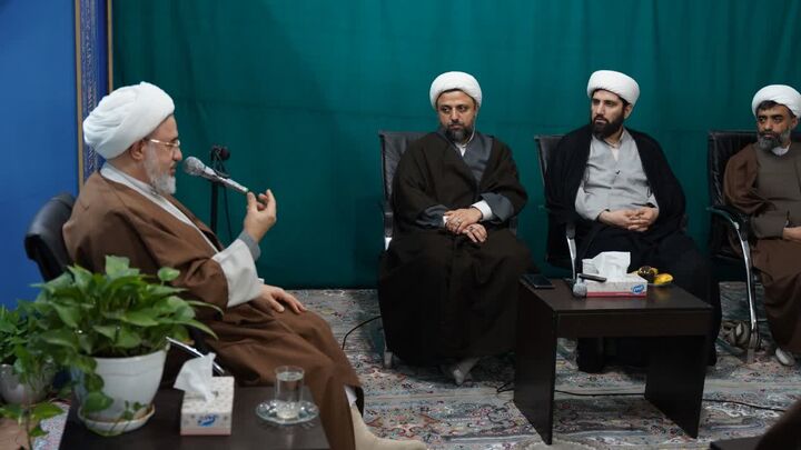 وجود ۷۰ هزار مسجد در کشور با ۳۰ هزار امام جماعت!