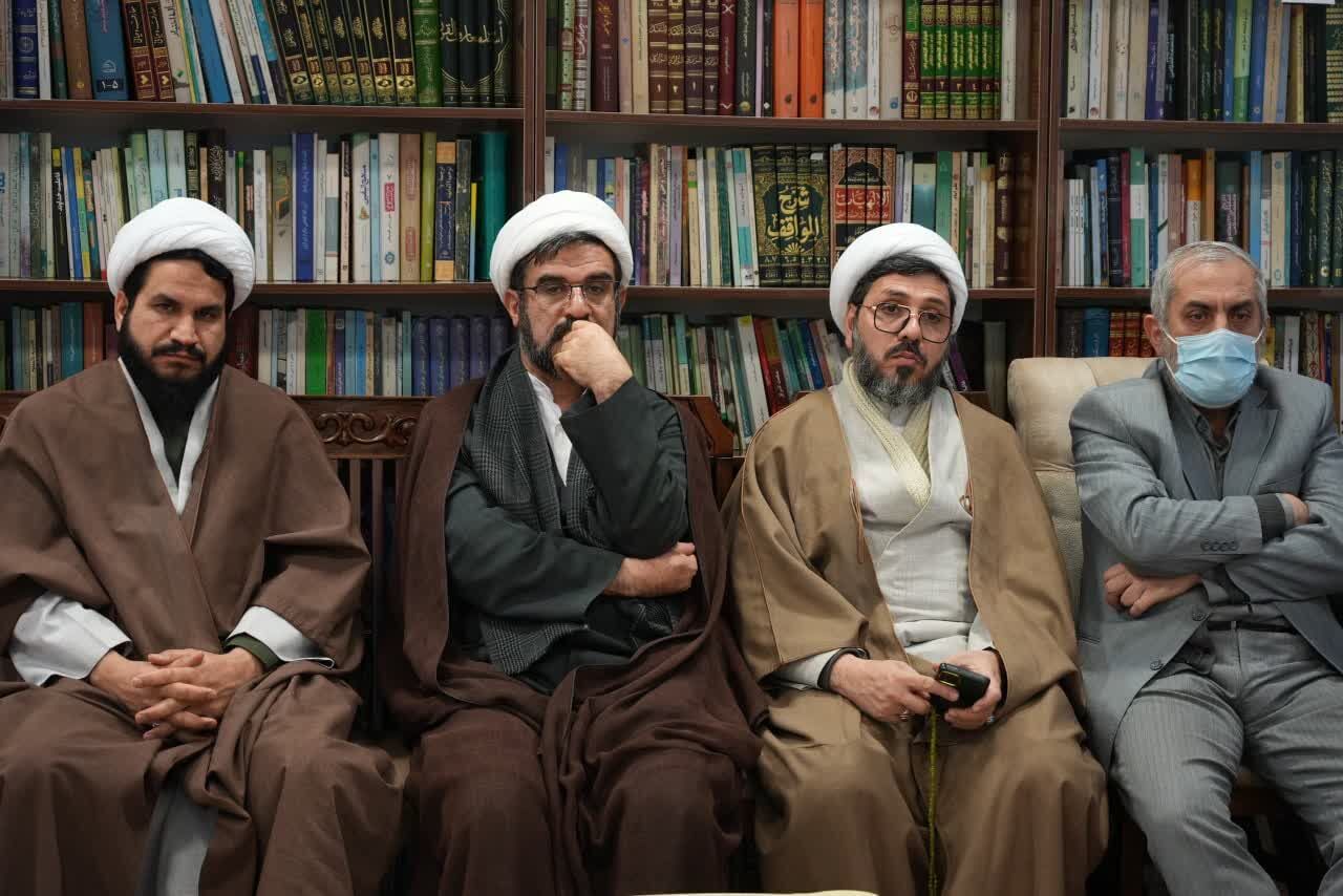 معدفی شخصیتهای برجسته شیعه به نسل جدید با شعر و هنر