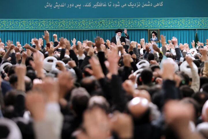 علت عصبانیت مستکبرین و مستعمرین عالم از جمهوری اسلامی