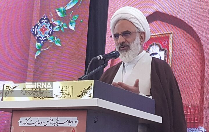 «مسجد» برای شهید عاشوری، پایگاه عبادت و سنگر مبارزه بود