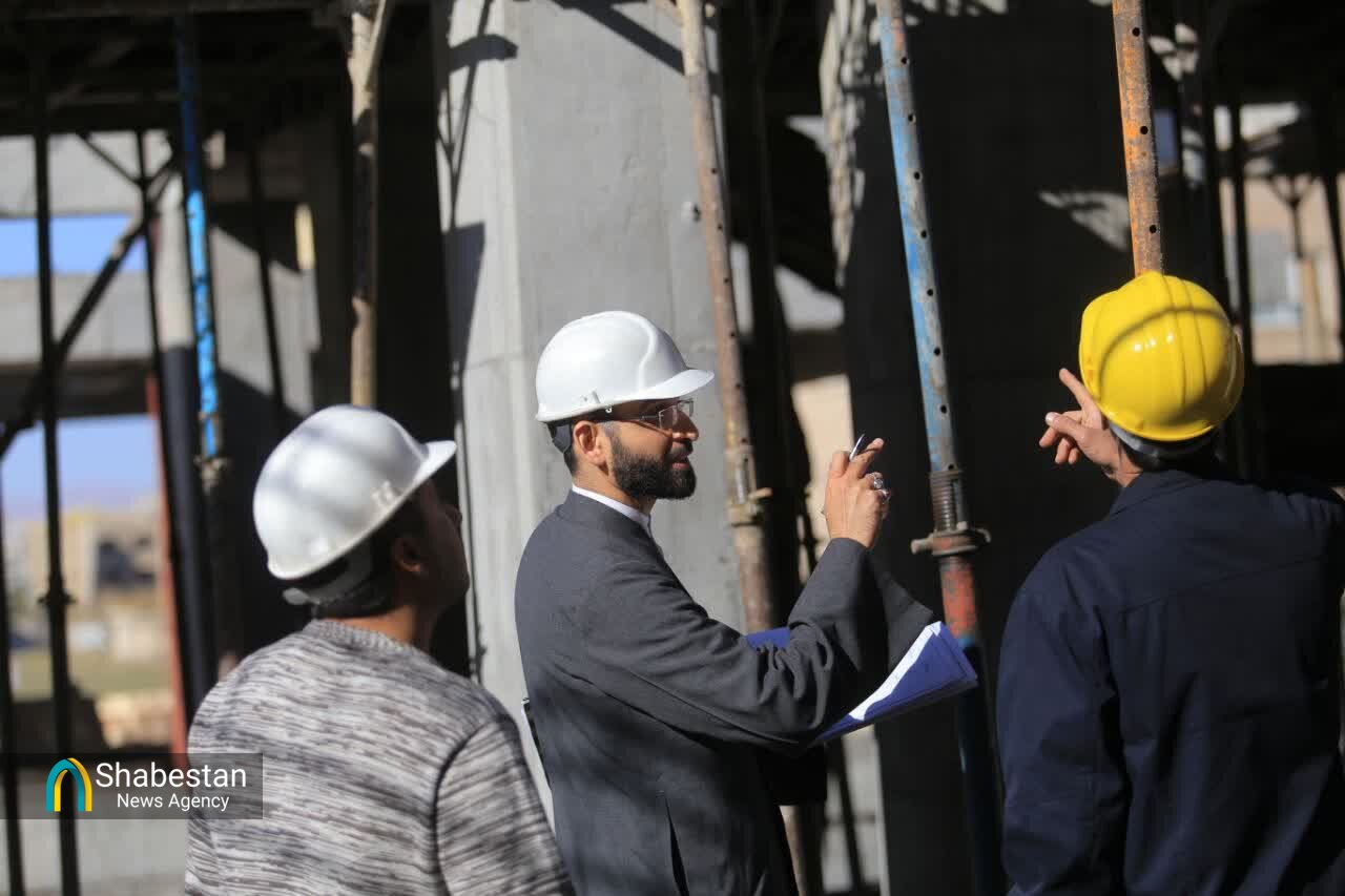 معماری ایرانی اسلامی بستر رشد فردی است/ سایه فرهنگ مسیحی بر ساخت مساجد!