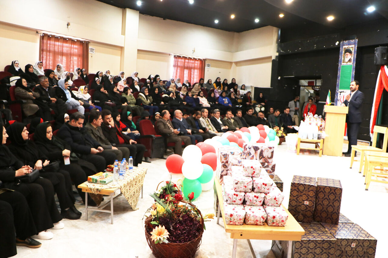 کانونهای تربیتی بستری برای تقویت هویت فرهنگی نوجوانان است