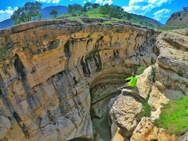 ساماندهی ۶۴ راهنمای گردشگری در ایلام