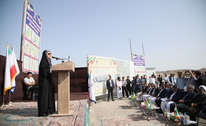 کلنگ‌زنی ۹۰۵۰ واحد نهضت ملی مسکن به مساحت ۱۷۰۰ هکتار