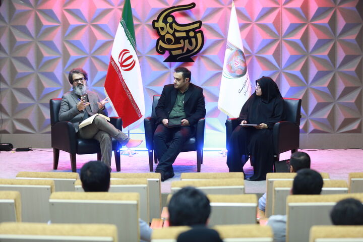 نشست تحلیلی فیلم«جوکر؛ جنون مشترک» از دیدگاه اندیشه اسلامی برگزار شد