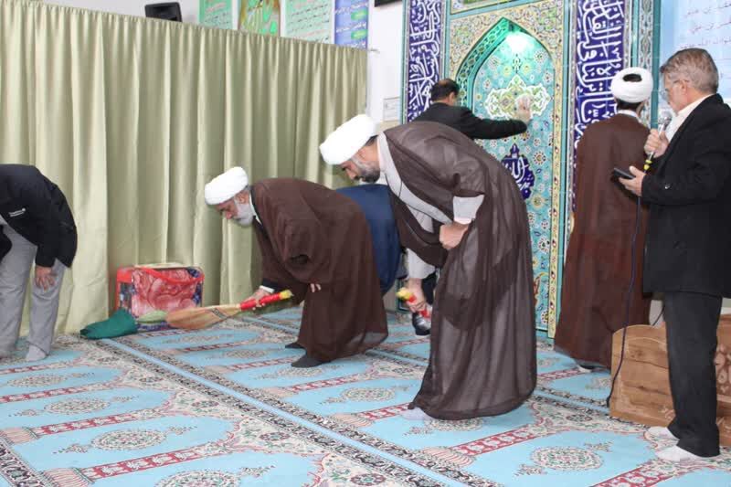 ۸۰۰ مسجد خاوران آماده ورود به ماه میهمانی خدا