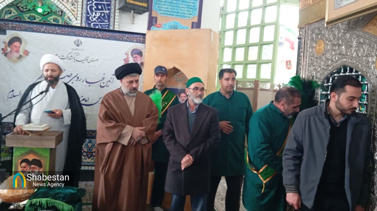 غبارروبی ضریح مطهر امامزاده سید محمد علوی(ع)