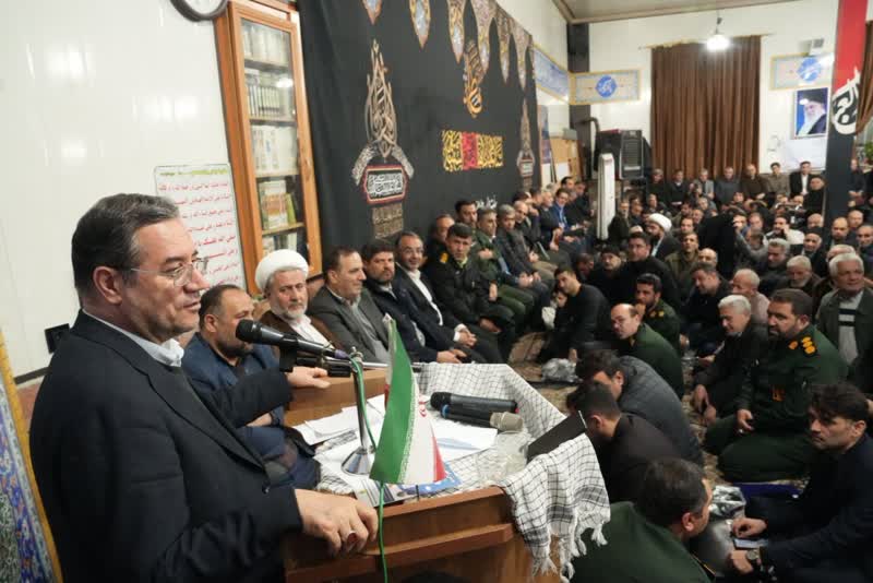 مسجد امام جواد(ع) ارومیه؛ میزبان مسئولین دولتی