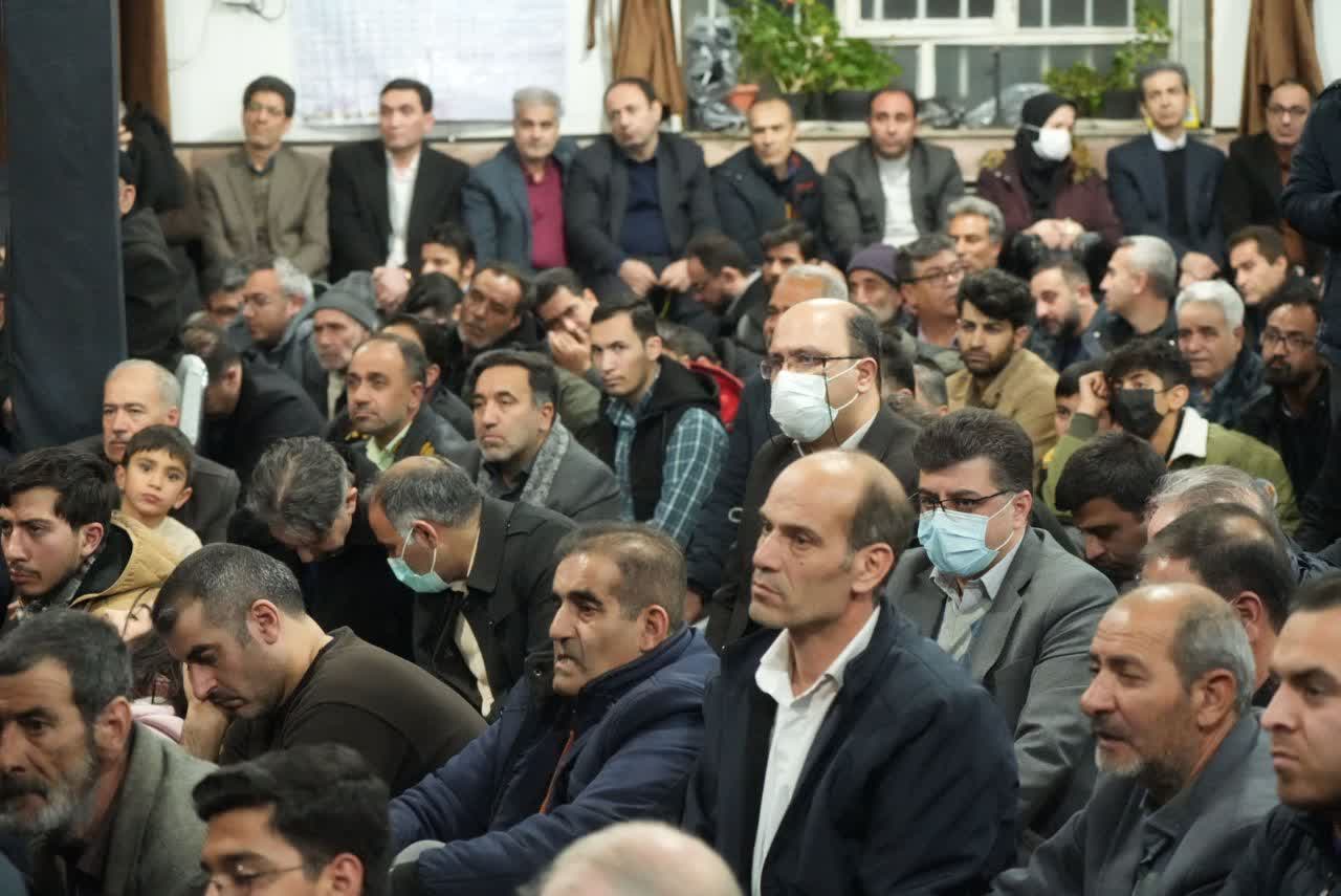 مسجد امام جواد(ع) ارومیه؛ میزبان مسئولین دولتی