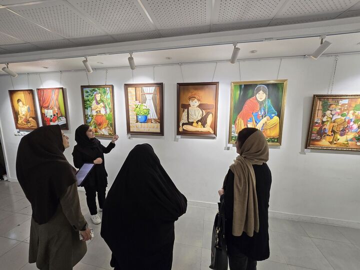 نمایشگاه آثار هنرمندان نقاش بوشهر گشایش یافت