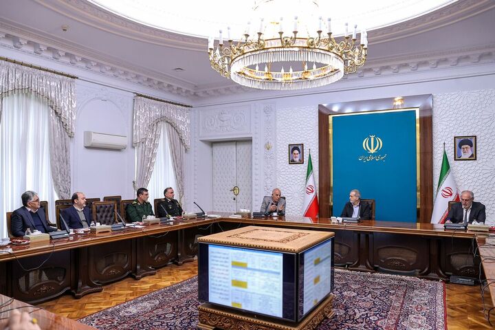 اولویت بهره‌گیری از ظرفیت‌ها و نیروهای محلی در طرح‌های توسعه دریا محور