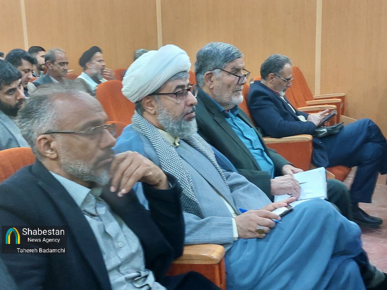 تأثیر هیئتهای صلح مساجد بر کاهش مشکلات اجتماعی/ تمرکز بر شعاع سه کیلومتری مسجد