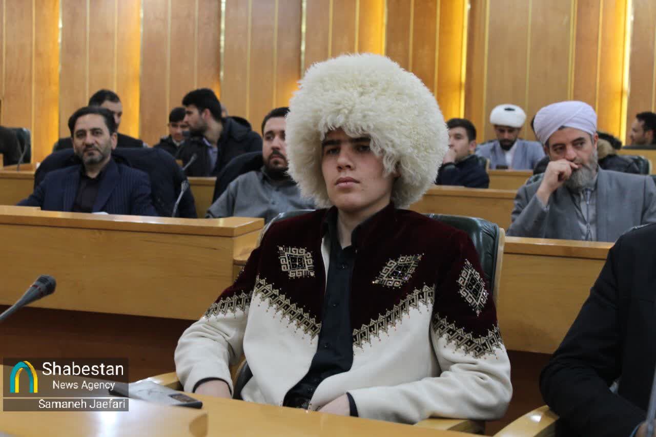 لزوم توزیع قرآن و توجه به آموزشهای قرآنی در مناطق عشایری