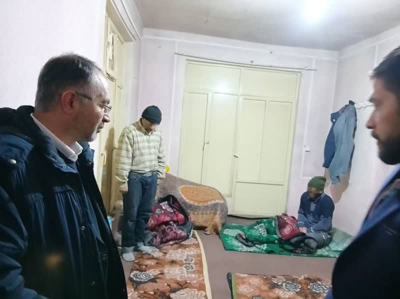 تاکید فرماندار ارومیه بر انتقال افراد بی سرپناه به اماکن گرم/ پیشرفت ۹۸ درصدی گرمخانه ارومیه