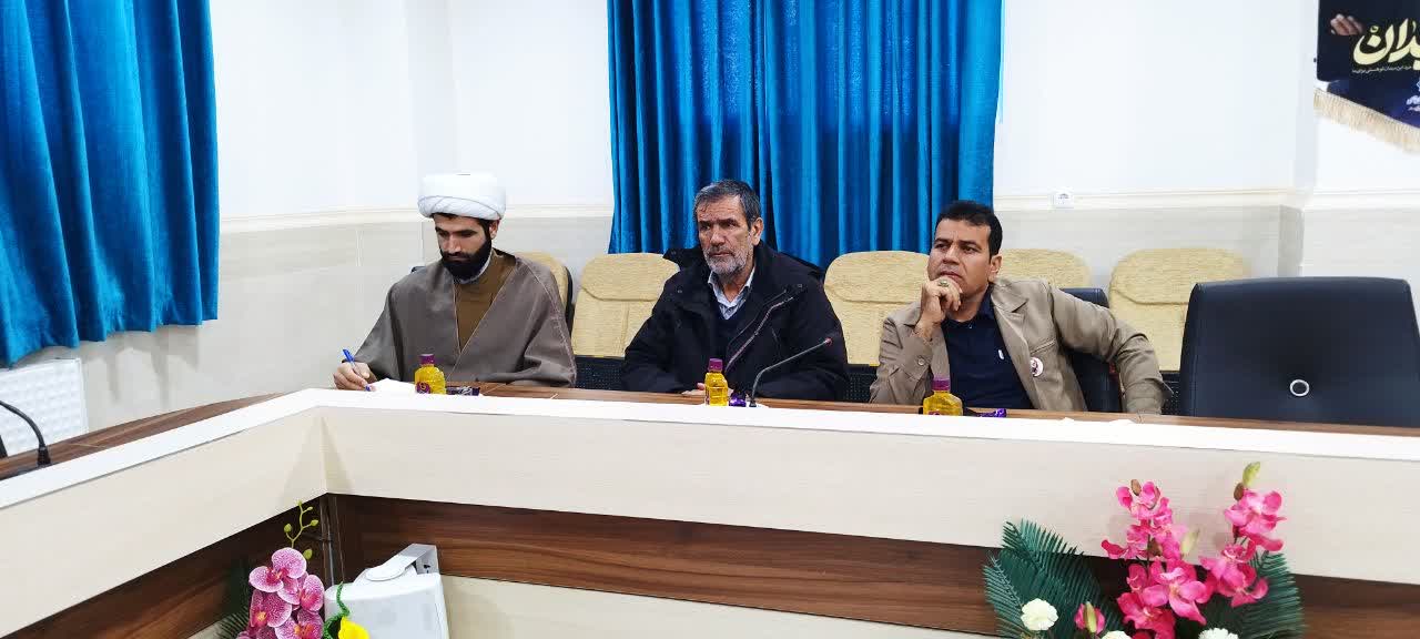 حضور مردم در مصلی ها و مساجد انسجام، وحدت و بزرگی به جامعه و کشور میدهد