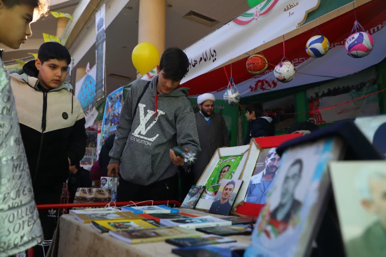 ۷۰۰ مسجد تهران مسجد آرمانی هستند