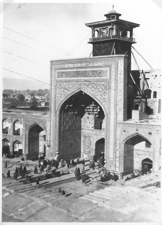 قصه ساعتهایی که با عشق مجاور حرم امام رضا(ع) شدند