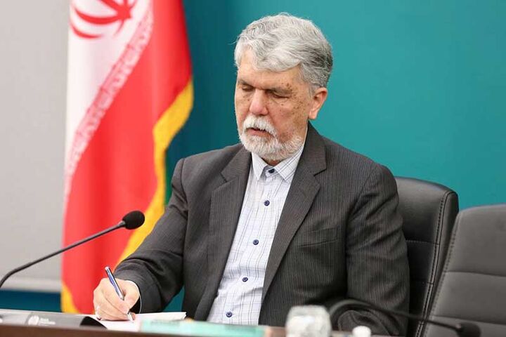 فرج‌الله سلحشور نشان داد هنر قرآنی موثرتر از  اقدامات دیپلماتیک و سیاسی است