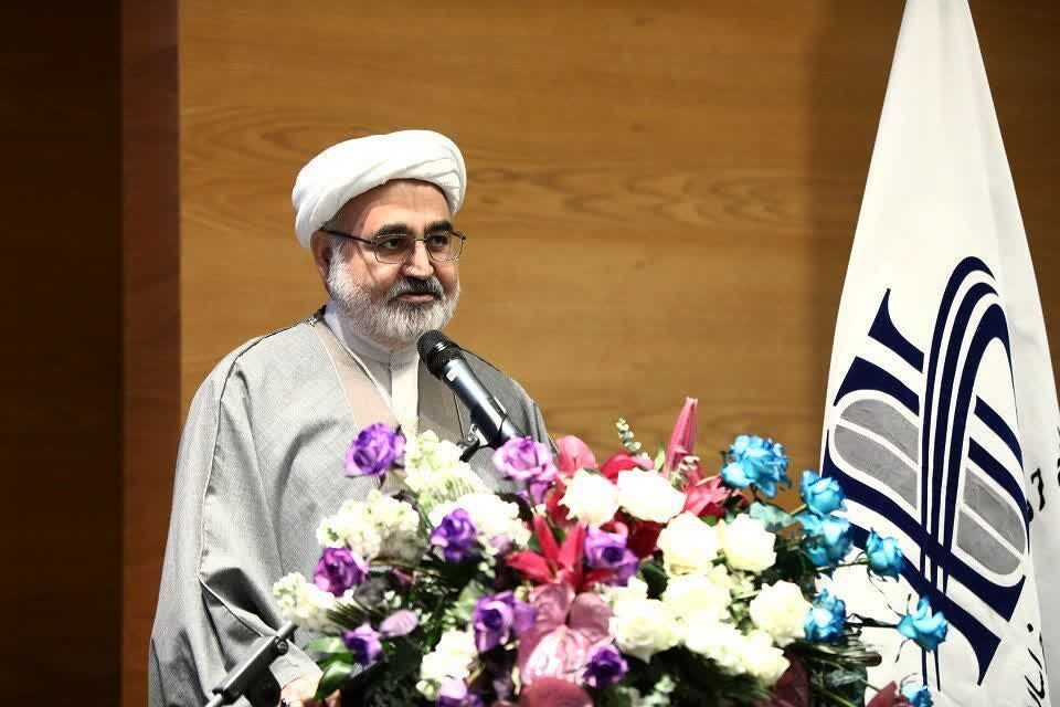 لزوم روزآمدی در گردشگری/ صنعت هتلداری کشور مرهون امام رضا(ع) است