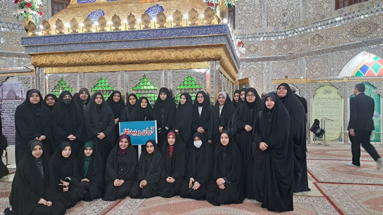 دانش‌آموزان آران و بیدگلی در مسابقات قرآن و عترت قطب شمال استان اصفهان خوش درخشیدند