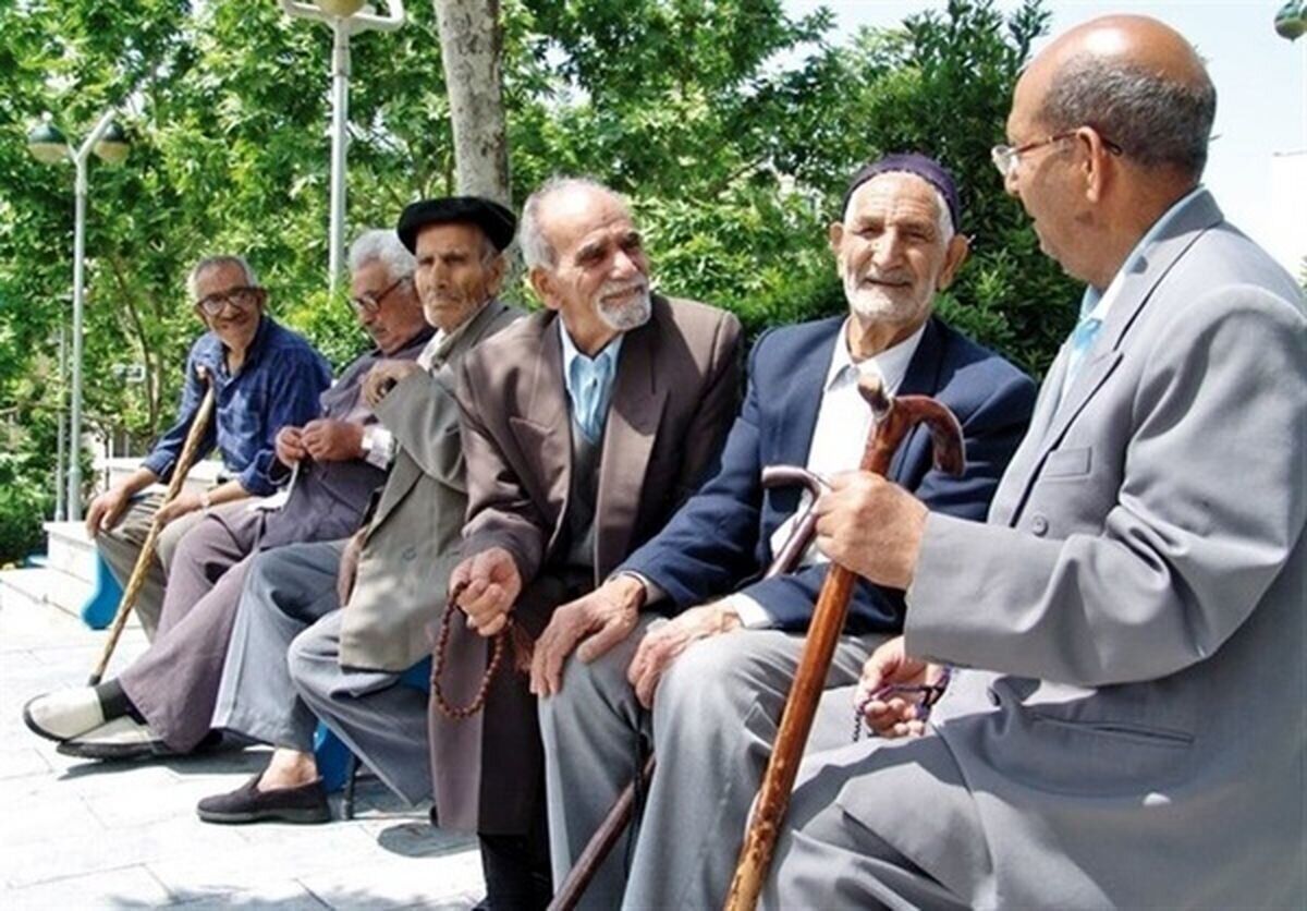 مطالبات بازنشستگان گلستان روی میز تصمیم‌گیری؛ از معیشت و درمان تا اصلاح صندوق‌ها