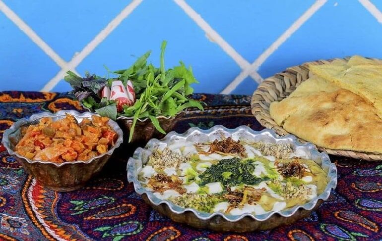 رنگ‌ رمضان بر رخسار کرمان/شهر پته‌های چشم‌نواز و قالی‌های دلربا به پیشواز ضیافت‌الله می‌رود