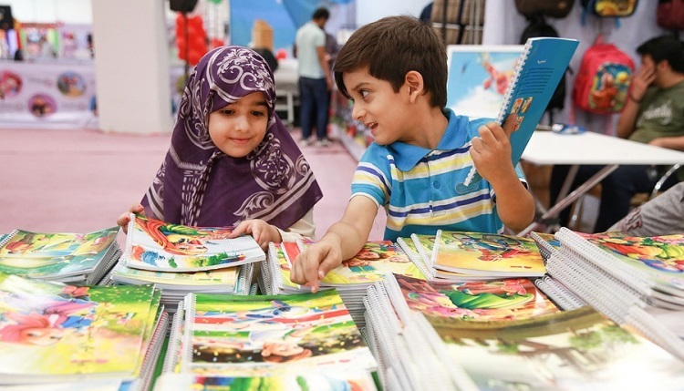 تمسک و انس به قرآن راهگشای زندگی دنیا و آخرت بشریت است