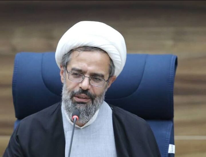 امام جمعه بجنورد، مردم را به حضور در نمایشگاه قرآن کریم دعوت کرد